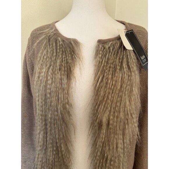 NWT Lark Lane Womens Size Large Taupe Cardigan Sweater Faux Fur Trim Sparkly - Picture 2 of 8